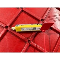 Усилитель антенны Audi Q7 4M 2022 4M0035225A,52510053,4M0035225