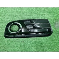 Накладка ПТФ правая Audi Q5 8R (2012-2017) Audi Параметр: Модель 2012 8R0807682JBJI