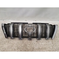Toyota land cruiser 150 рестайлинг решетка радиатора бампера 53111 - 60a71