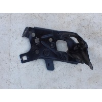 Audi a6 4g0 крепление webasta 4g0265335a
