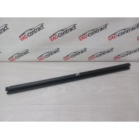 Уплотнитель стекла двери Volkswagen Touareg NF 2013 7P0839471, 7P0839472C