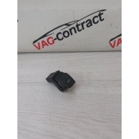 Кнопка открывания багажника Volkswagen Touareg NF 2013 7P6959831