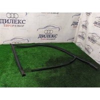 уплотнитель стекла двери VW Touareg 2002-2010 2006 7L0837432C