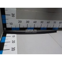 Накладка стекла переднего правого Renault Megane III (2009 - 2016) 803300029R