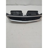 Решётка вентилятора nissan x - trail iii t32 68750 - 4ba0a
