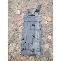 Плита шасси левая renault scenic iv 748155384r