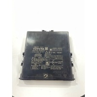 Блок управления центральным замком Lexus RX450H DAA-GYL25W 2020 8999048860, 89990-48860