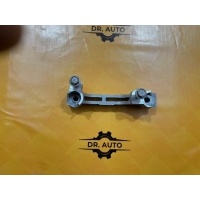 Кронштейн двигателя Lexus NX300h F-sport Z10 2019 1234126011, 12341-26011