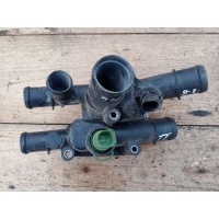 Корпус термостата Volkswagen Golf 4 2000 06A121513,06A121111