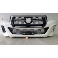 Toyota corolla verso бампер передняя передний 04 - 06