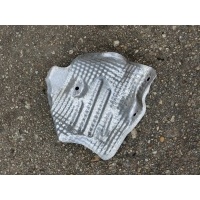 Порше cayenne 7p5 volkswagen touareg крышка термическая жесть шасси 7p0521443b