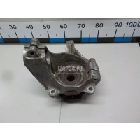 Кулак поворотный передний правый Land Rover Range Rover Evoque (2011 - 2018) LR024478