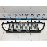 Решетка в бампер центральная BMW 3-serie F30/F31/F80 (2011 - 2020) 51118068124