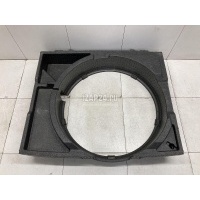 Ниша запасного колеса VAG Q3 (8U) (2012 - 2018) 8U0012109E