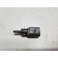 Датчик температуры внешнее skoda oe 8z0820535b