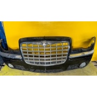Бампер передний chrysler 300c 05 - 11r . 04806287ab