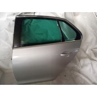 Jetta 2006 год . дверь левый задняя la7w