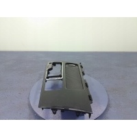 Kia optima iv крышка туннель среднего бардачёк 84651 - d4020