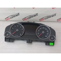 Панель приборов Volkswagen Touareg NF 2013 7P6920882K