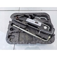 Вставка колёса домкрат мини r56 1501930 2012 год