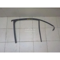 Направляющая стекла двери VAG Octavia (A7) (2013 - 2020) 5E5839432C5AP