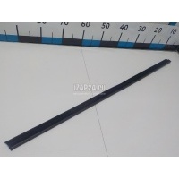 Уплотнитель двери Toyota Corolla E18 2013 6817102260