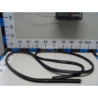 Уплотнитель двери Citroen-Peugeot C-Elysee 2012 9675587380