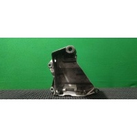 Кронштейн генератора Volkswagen Touareg 1 2004 070 903 143 C