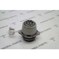 Подушка двигателя 4.2TDi LH=RH Porsche Cayenne 92A 2010 7P6199131C