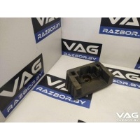 Опора под домкрат (поддомкратная подушка) Audi Q7 4L 2008 7L8804123