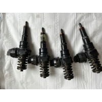 Насос форсунки 4 x bosch 038130073ag