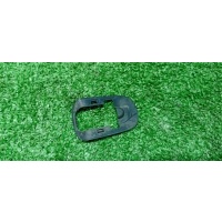 прокладка ручки двери VW Touareg 2002-2010 2006 7L0837209