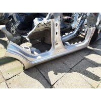 Порог отправка правая suzuki свифт mk7 5d 2010 - 2017