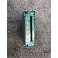 Cd - чейнджер плит audi oe 8t2035110c