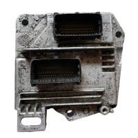 Блок управления двигателя opel astra h 55561172