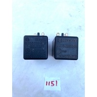 Реле прерыватель поворотников мерседес w115 w114 r107 w116 c107