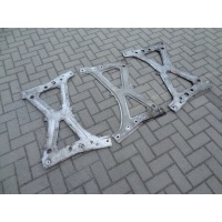 Крепление санки передняя 97034126105 97034126106 порше panamera