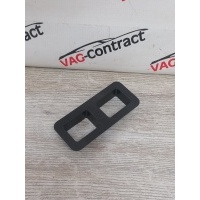 Кронштейн воздуховода Volkswagen Touareg NF 2013 7P0820953