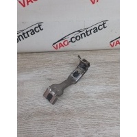 Кронштейн Volkswagen Touareg NF 2013 7P6858691A
