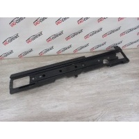 Кронштейн полки багажника Volkswagen Touareg NF 2013 7P0863599A