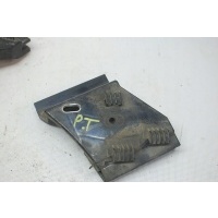 Audi a8 d2 4d каретка бампера правая задняя 4d0807572