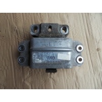 Подушка кпп volkswagen passat b6 1.6fsi 3c0199555n