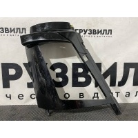 Окантовка правой фары Volvo FH4 82884032,21874457,82884084,82884038,21874460