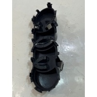 Крепление логотип решетки audi a8 d4 4h0853169