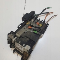 Блок akumulatora peugeot 5008 9666527680 2011