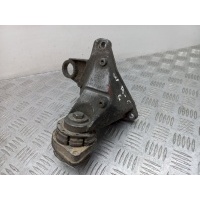Кронштейн КПП Volkswagen Passat 5 2000 8D0399114L