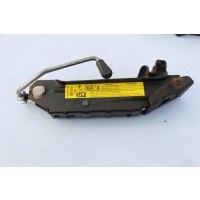Домкрат подъёмник колёса 3c0011031b volkswagen passat b6 b7 cc оригинал