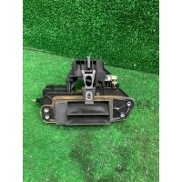 Ручка крышки багажника задняя мерседес е w211 универсал a2117400093