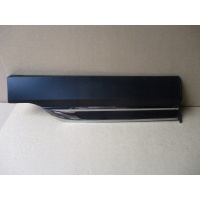 Накладка на дверь lewatył задняя renault espace v 828772568r