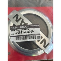 Эмблема nissan oe navara 90891eb300